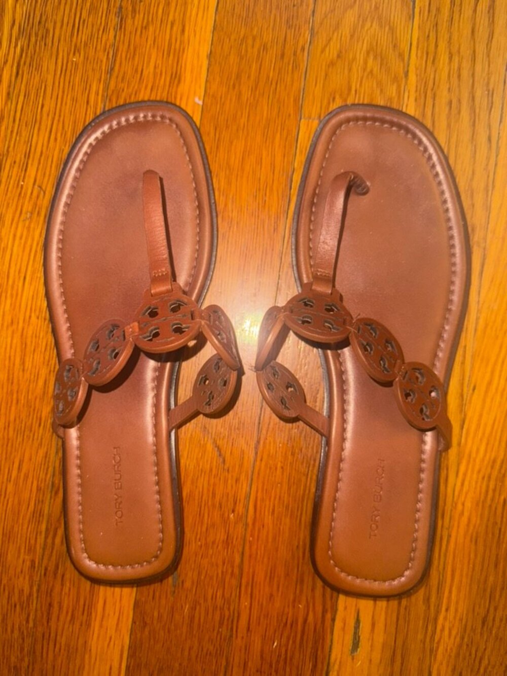 Tory Burch Tiny Miller Leather Thong Sandals Size 9 Brown Luxury Neutral Summer